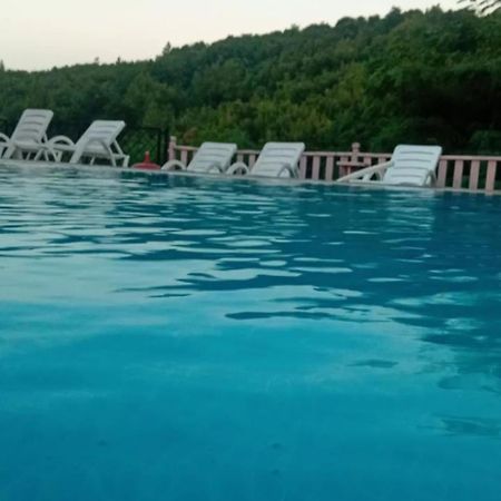 Zumrut Bahce Motel Gokcedere Ngoại thất bức ảnh