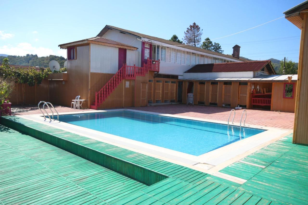 Zumrut Bahce Motel Gokcedere Ngoại thất bức ảnh