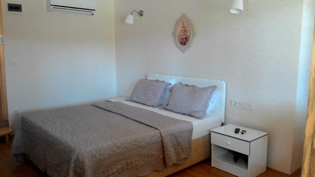Zumrut Bahce Motel Gokcedere Ngoại thất bức ảnh